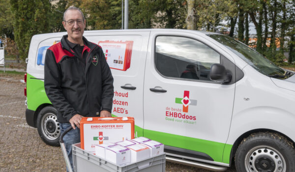 Romke (64) vindt nieuw perspectief bij deBesteEHBOdoos