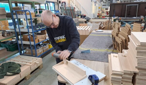 Trots werk: hoe Empatec en deBesteEHBOdoos samen impact maken